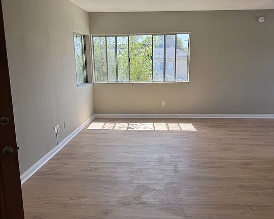 5th image of 1646 Franklin St APT D