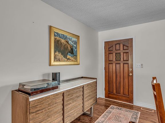 4th image of 5232 NW Kendall Dr