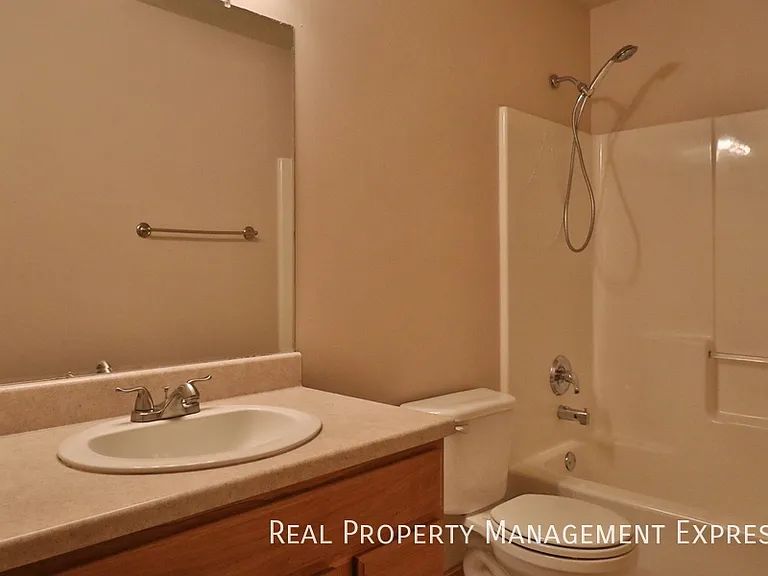 1111 S Dundee Dr — Photo 5