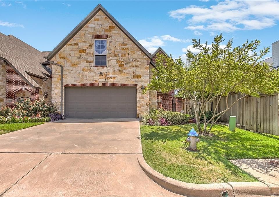 1st image of 600 N Avalon Ct