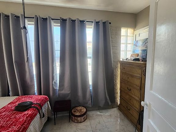 4th image of 111 S Grandview Ave APT 2