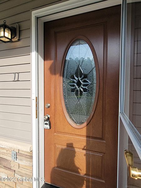 4th image of 11 Elk Ridge Drive