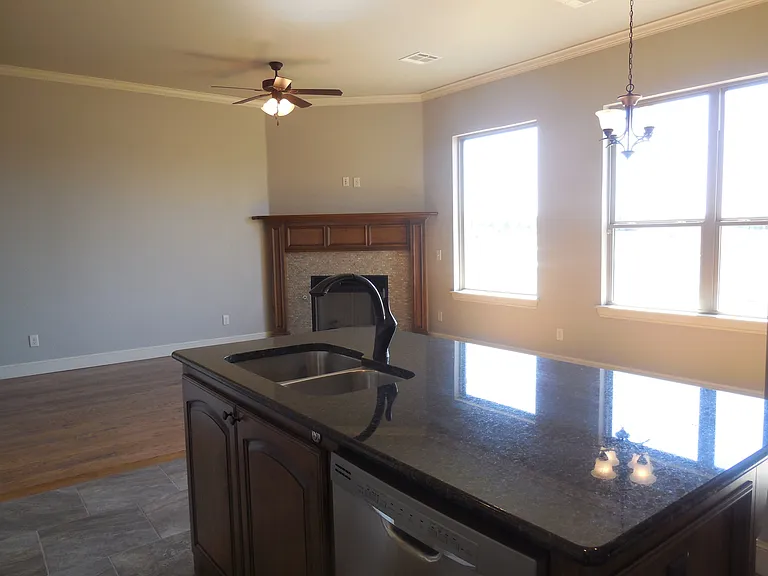 3316 Enclave Ln — Photo 6
