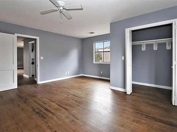 5th image of 11131 Holly Hill Ln Unit B