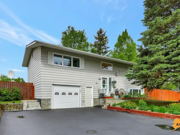 13110 Scottie Ct, Anchorage, AK 99515