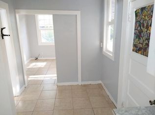 834 West St #B, Hollister, CA 95023