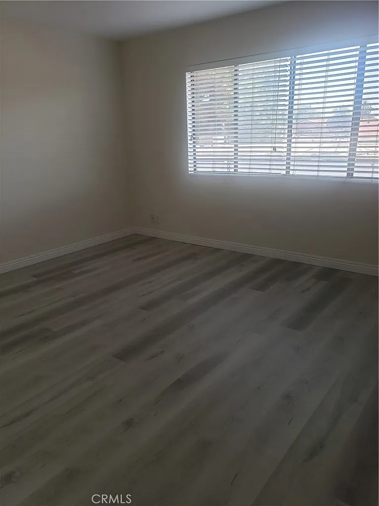 3 bed, 2.5 bath, 1403 sqft, $3,350 — Photo 3