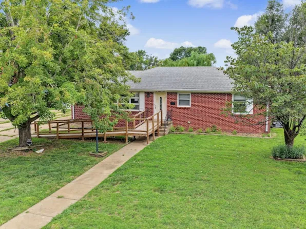 621 N 12th St, Salina, KS 67401