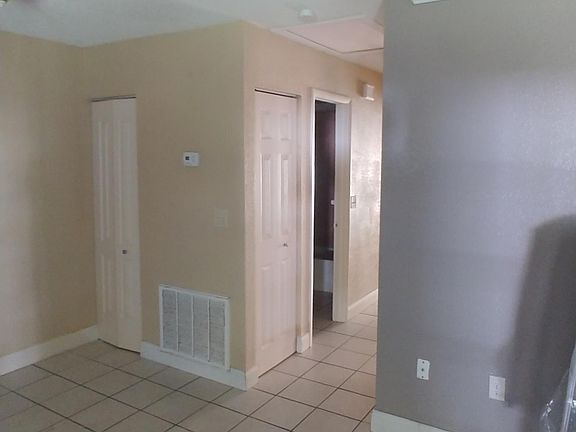 4th image of 1754 Crystal Grove Dr