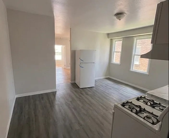 2495 Main St #3 — Photo 2