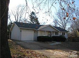 8378 Gladys Dr, Hazelwood, MO