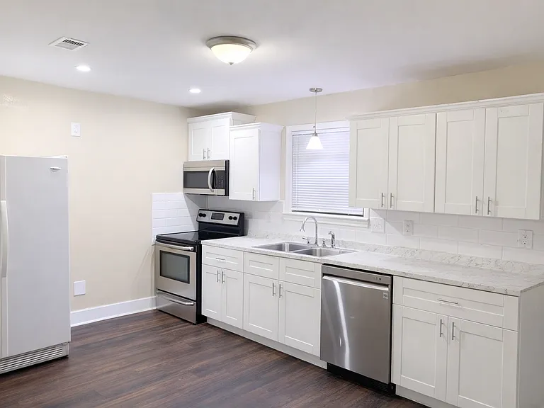 124 Pierce Dr — Photo 4