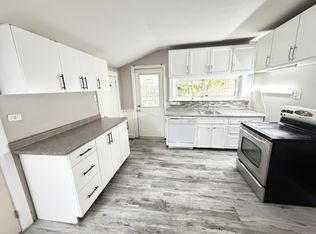 337 Maxwell St, Sarnia, ON N7T 5E1