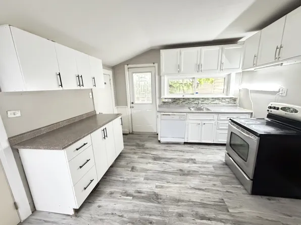 337 Maxwell St, Sarnia, ON N7T 5E1