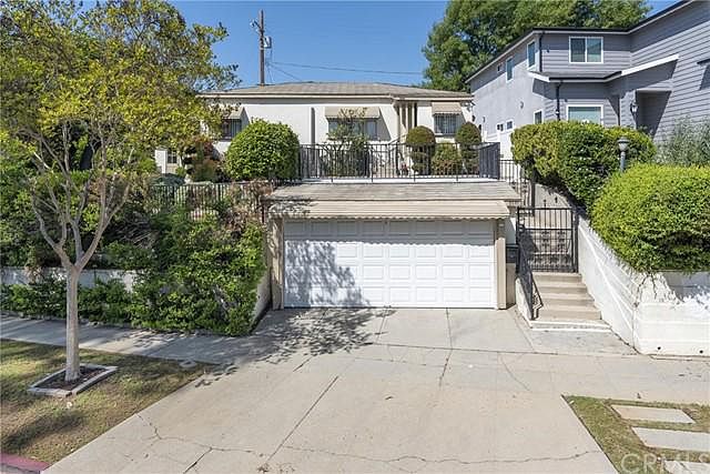 1st image of 2255 Highbury Ave
