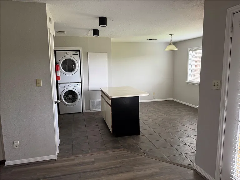 6107 Snug Harbor Blvd #L11 — Photo 8
