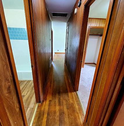 3rd image of 1221 Hinton St