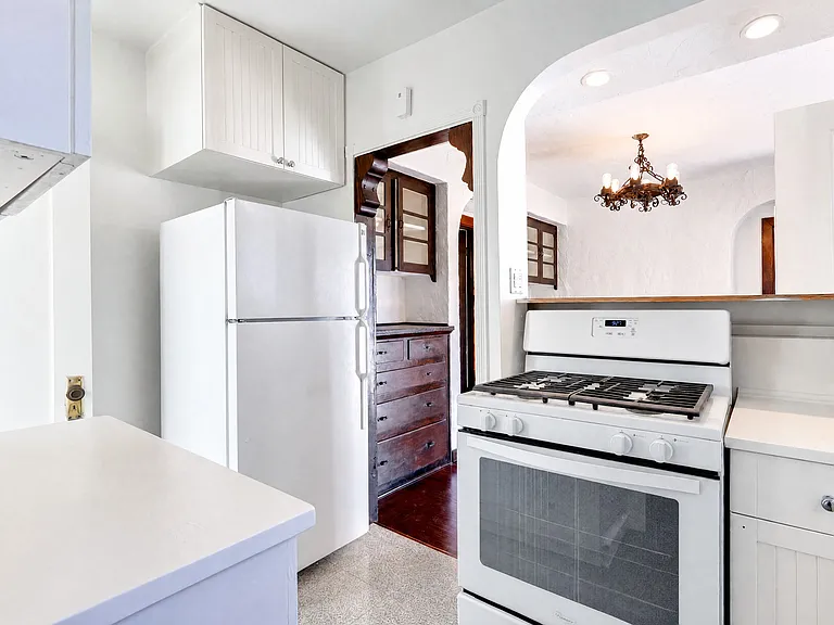 22030 Covello St #A & B — Photo 11