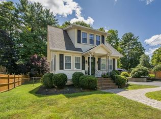 54 Liberty Sq, Rockland, MA 02370