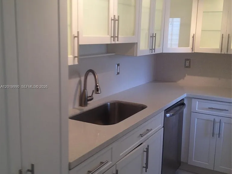 6855 Edgewater Dr #3DN — Photo 5