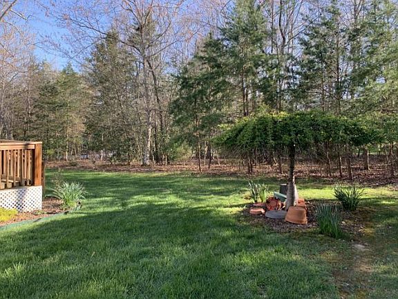 5th image of 36 Westridge Cir