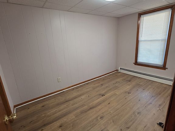 5th image of 225 Alfred St #102
