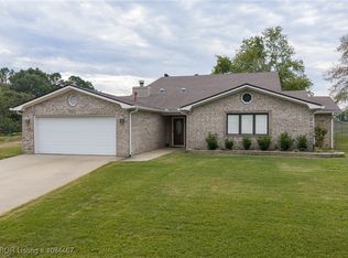 701 N St, Barling, AR 72923