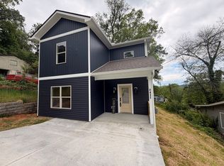 2417 Waverly St NW, Knoxville, TN 37921