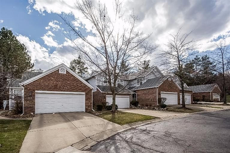 1st image of 4286 Hillside Dr
