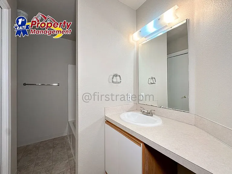 4721 W Pasadena Ln #202 — Photo 11