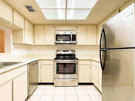 4th image of 2971 Estancia Blvd APT 226