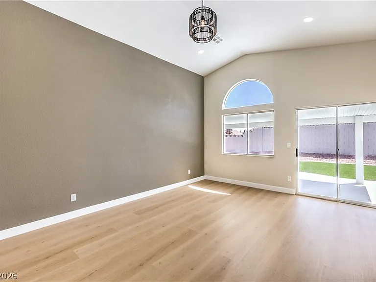 8305 Windrush Ave — Photo 20