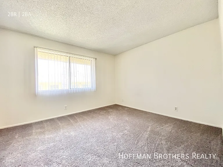 815 Centinela Ave #107 — Photo 9
