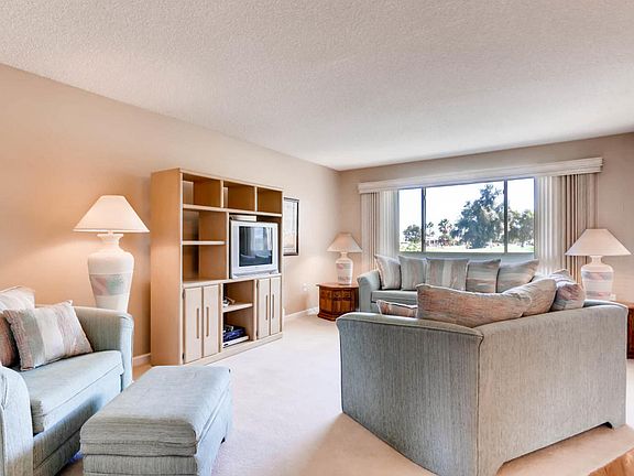 3rd image of 10915 W Deanne Dr