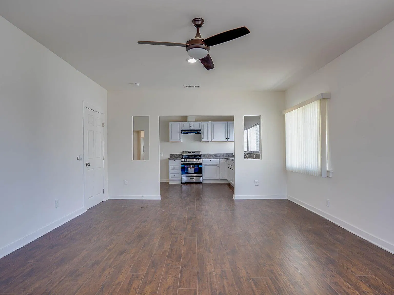 3 bed, 1200 sqft, $3,200 — Photo 3