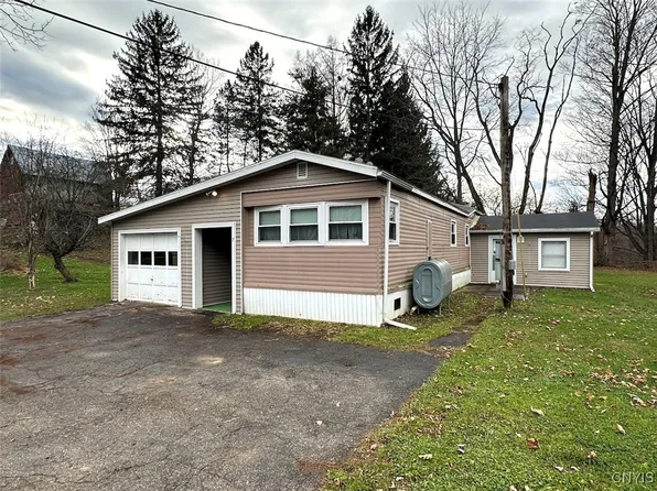 7 Furness St, Belfast, NY 14711