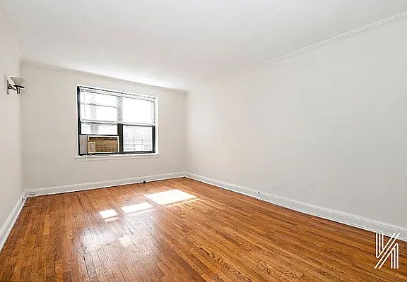 4th image of 19-52 80th St #1