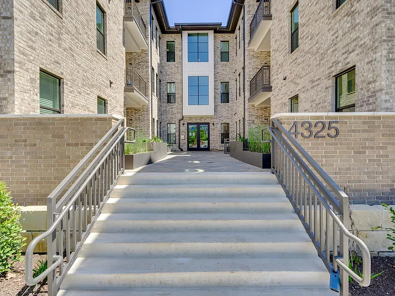 4325 Jackson Ave #2105 — Photo 12