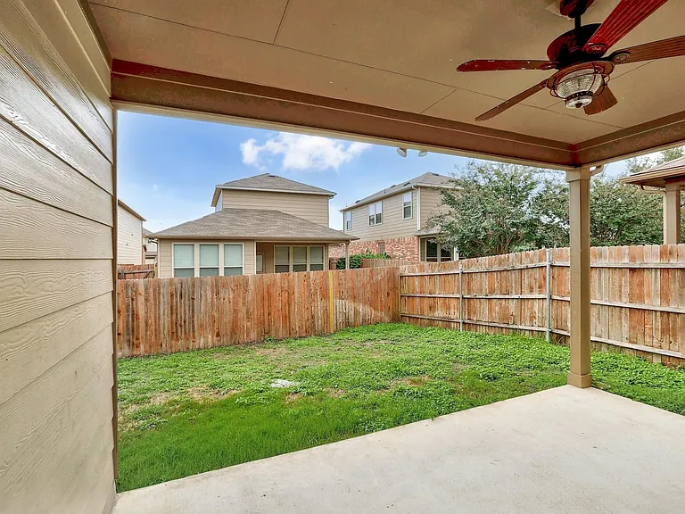 16021 Travesia Way — Photo 25