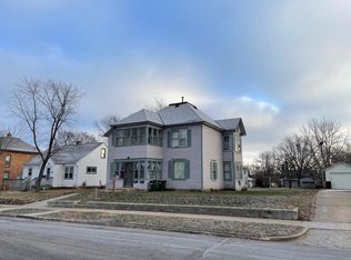 415 Pine St S, Sauk Centre, MN 56378