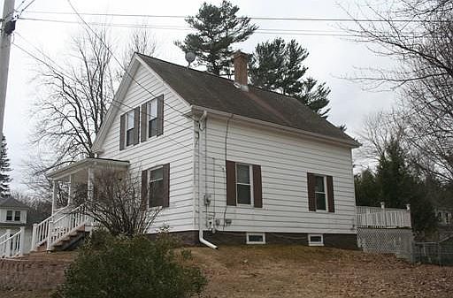 3rd image of 17 Foss Rd