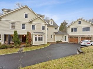 427 Lyons Rd, Basking Ridge, NJ 07920