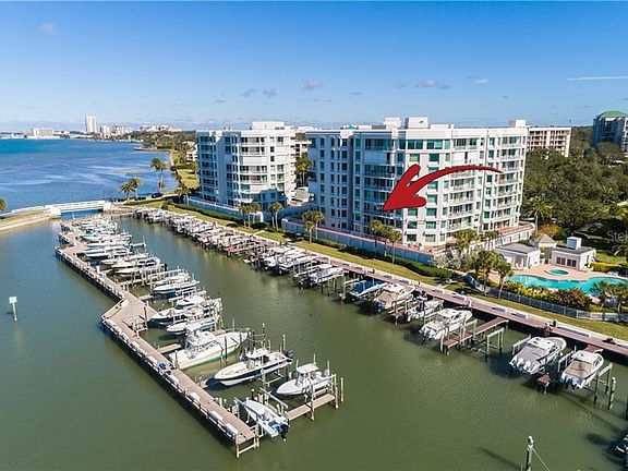 3rd image of 1 Seaside Ln APT 303