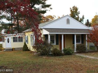 7616 Beach Dr, Pasadena, MD 21122