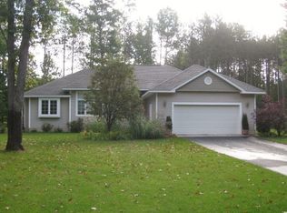800 Golf Side Dr, Kalkaska, MI 49646