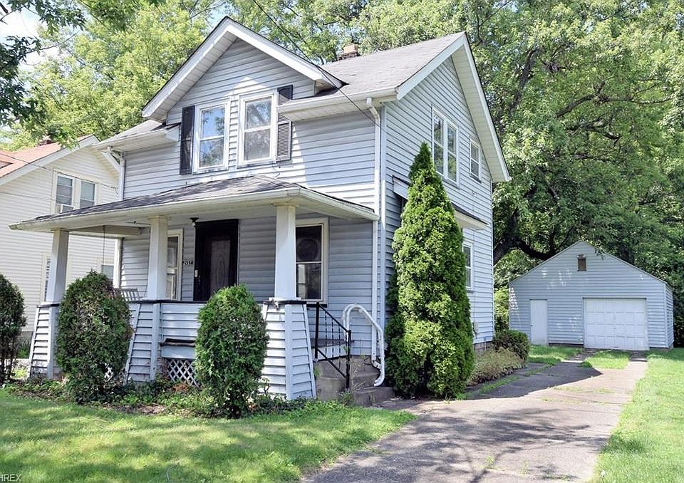 1st image of 2657 Somerset St SE