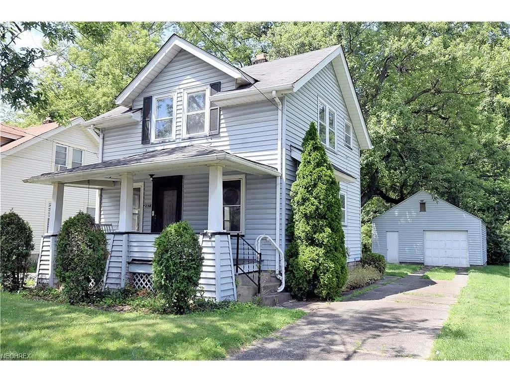 2657 Somerset St SE photo 1