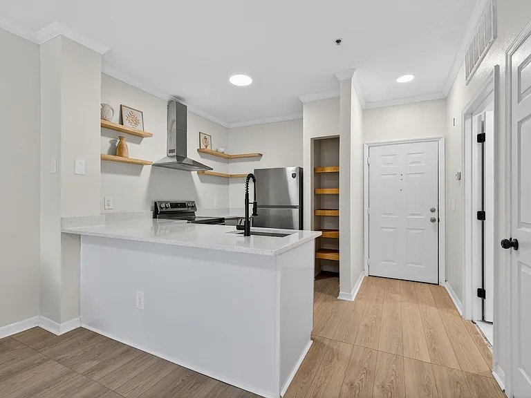 1910 E Palm Ave #8214 — Photo 9