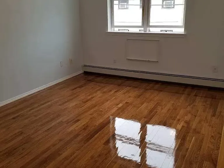 64 Bay 38 St #2A — Photo 2