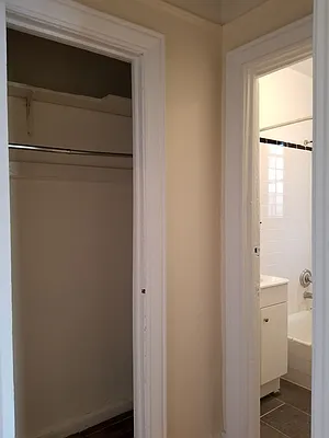 Rented by New York Residence | media 29